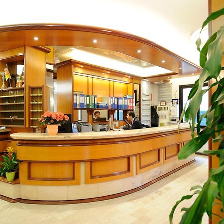 Hotel Adler 阿拉西奥 外观 照片