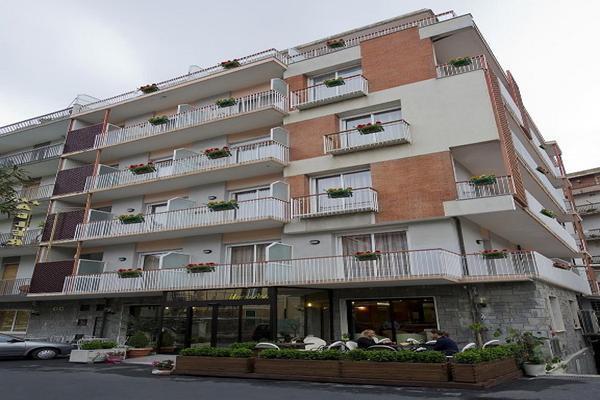 Hotel Adler 阿拉西奥 外观 照片