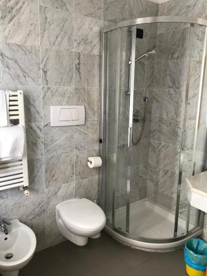 Hotel Adler 阿拉西奥 外观 照片
